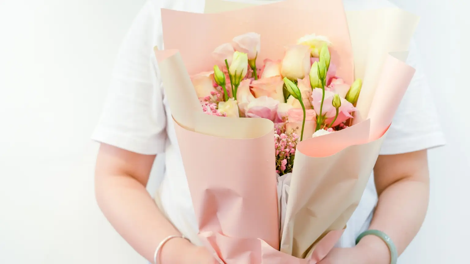 Where to buy birthday flowers online in Australia | Finder