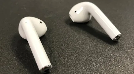AppleAirPods_1_450