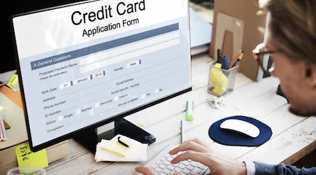 credit-card-application450x250 credit-card-application450x250
