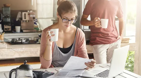 Full Guide: How to manage debt