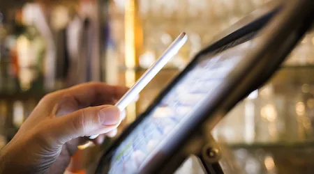 digital-wallet-checkout450x250 digital-wallet-checkout450x250