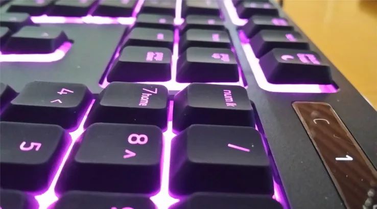 razer-ornata-chroma-2