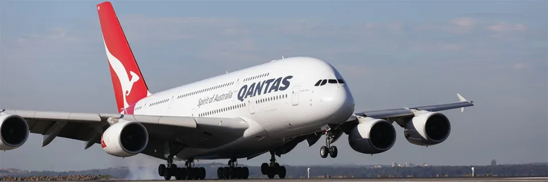 QantasA380_landing