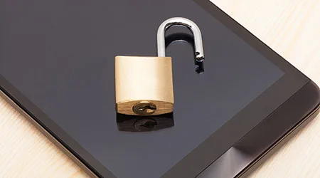 phone_unlocked_shutterstock_450 phone_unlocked_shutterstock_450