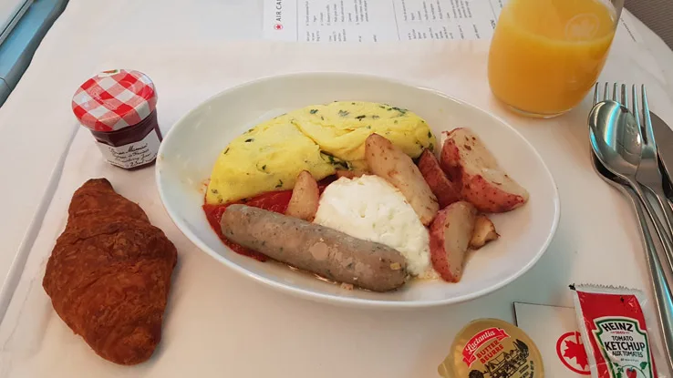 Air Canada 787 business class breakfast