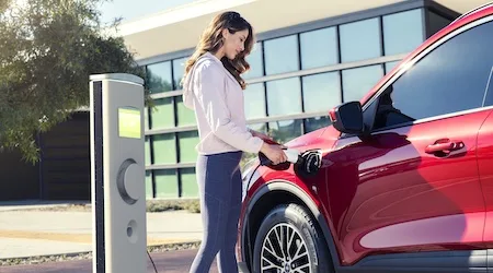 Ford announces first electrified model available in Australia