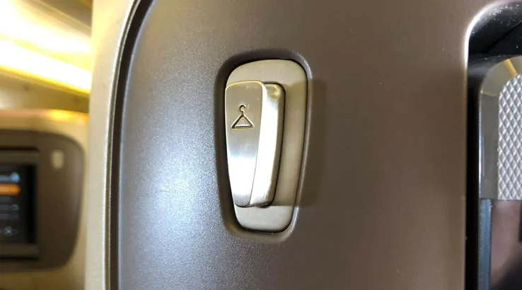 Image: Shing Kam/Finder Coat hook