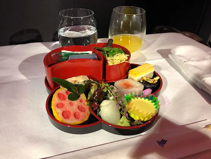 Image: Shing Kam/Finder Hanakoireki bento box #1