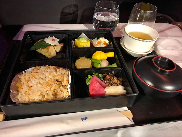 Image: Shing Kam/Finder Hanakoireki bento box #2