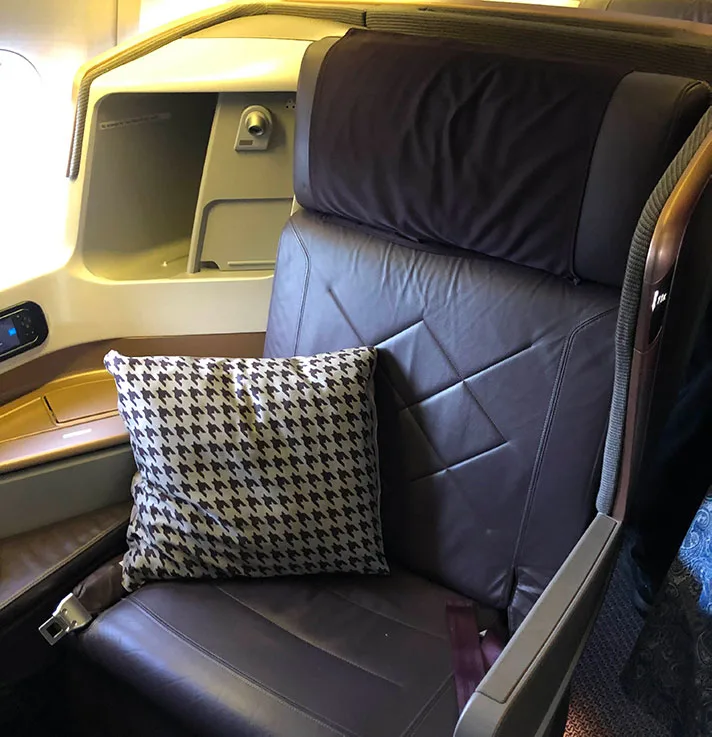 Image: Shing Kam/Finder Seat 23K
