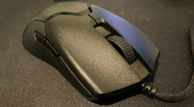 Image: Finder Razer Viper gaming mouse