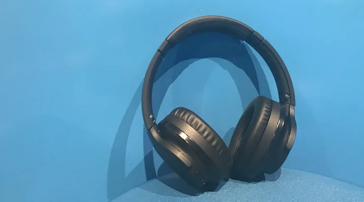 Image: Finder Audio-Technica ATH-ANC900BT headphones