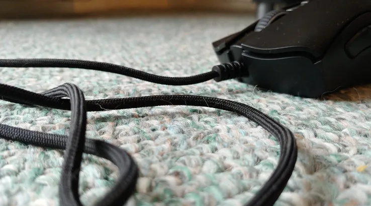 Image: Finder Razer DeathAdder V2 Speedflex cable