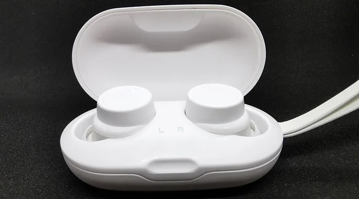 Image: Finder EFM Athos True Wireless Headphones