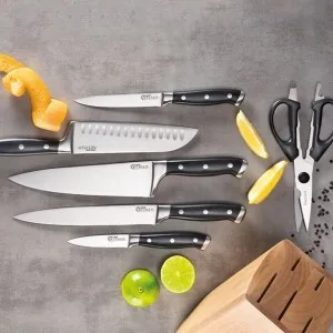 Image: house kitchen knives