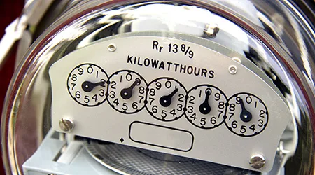 What is the average (kWh) cost of electricity in Australia?