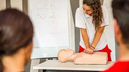 Online first aid courses in Australia