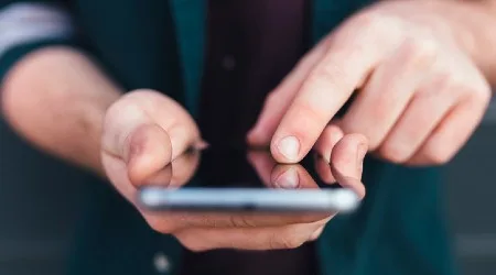 How to switch from WhatsApp to Signal in 2021