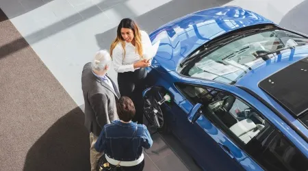 How to start a car dealership
