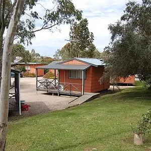 leasingham-village-cabins_supplied_300x300.jpg
