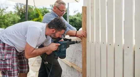 How to start a fencing business