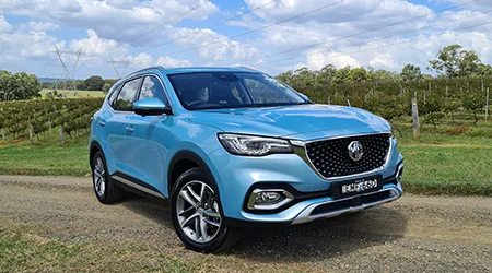 2021 MG HS Plug-In Hybrid Review