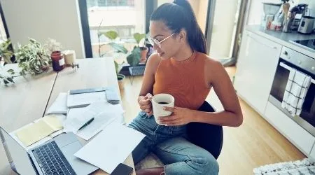 Start these 10 money habits and you could (potentially) save enough to cover your rent