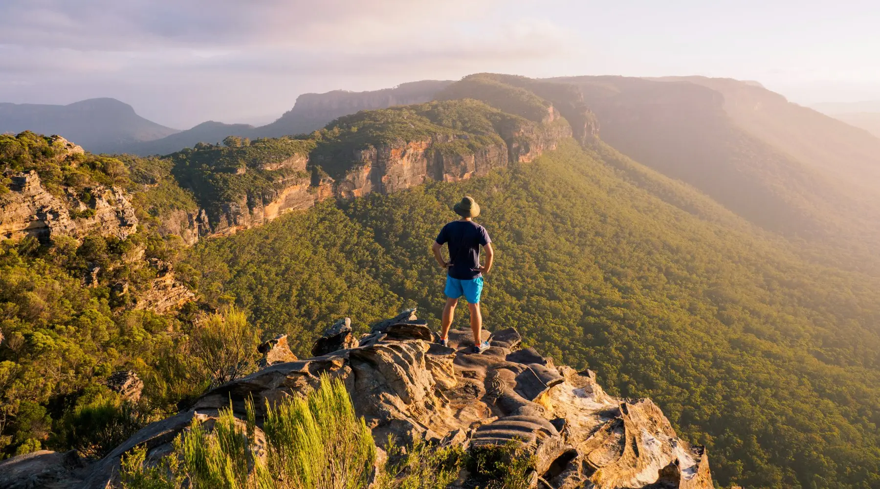 Qantas drops $99 flights sale to regional New South Wales