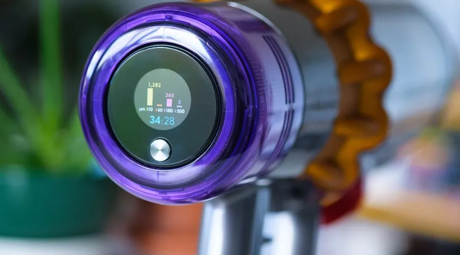 Dyson V15 Detect review: It brings a laser to the party
