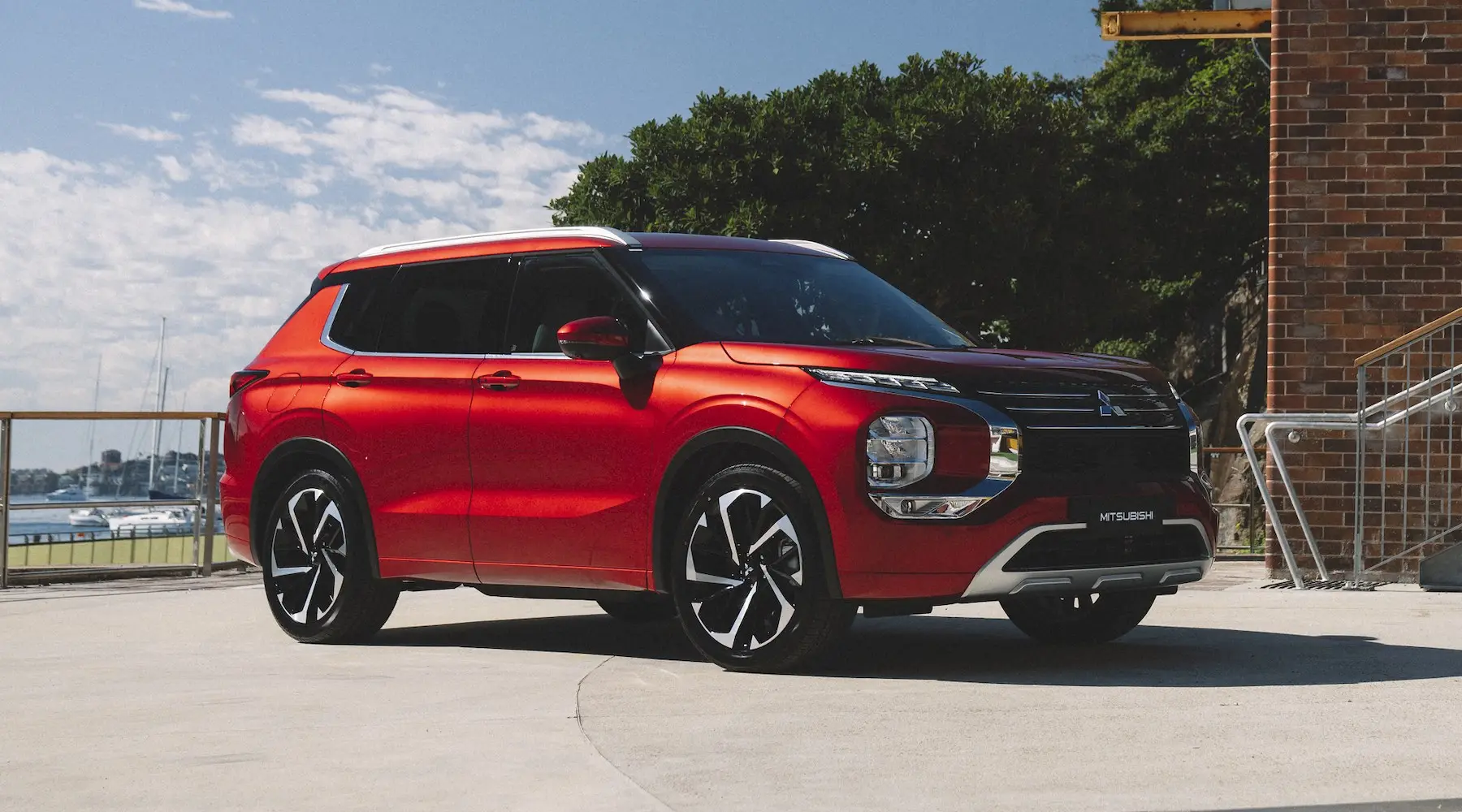 2022.5 Mitsubishi Outlander: Standard specifications altered to improve supply chain woes