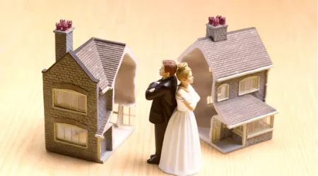 How to transfer home ownership after a divorce