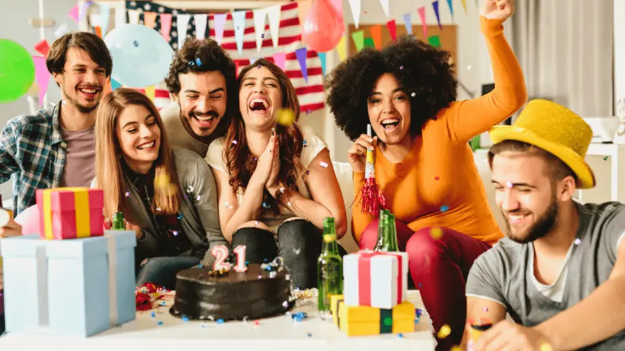 21st birthday gift ideas – Present ideas | finder.com