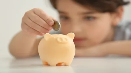 Kids’ allowance: How much do Americans dole out?