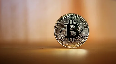 No, Bill Cosby is probably not using bitcoin to hide assets