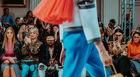 Fashion buying guides