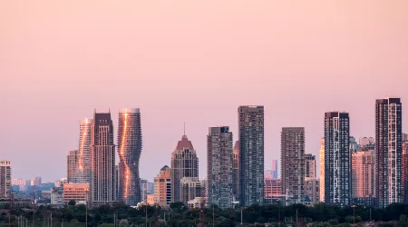 Best places to exchange currency in Mississauga