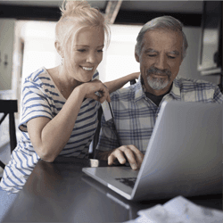 Image: Getty Images Couple applying for credit cards