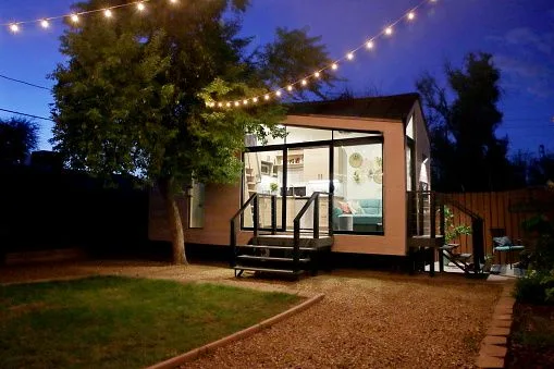 Tiny house