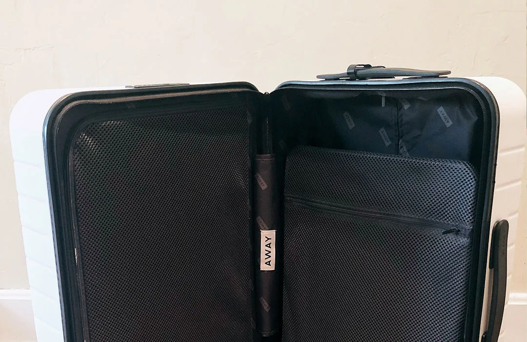Image: Finder Away Luggage Review