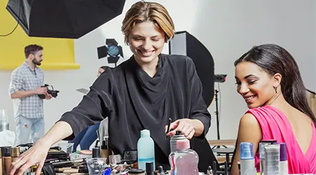 9 cosmetology scholarships for beauty school students