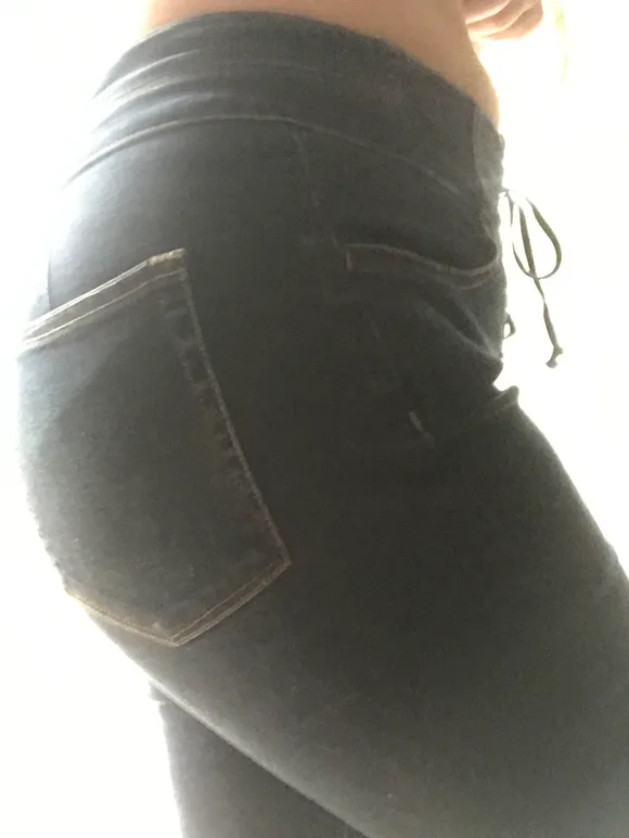Image: Cheryl Wagemann/Finder Side view of We the Free jeans