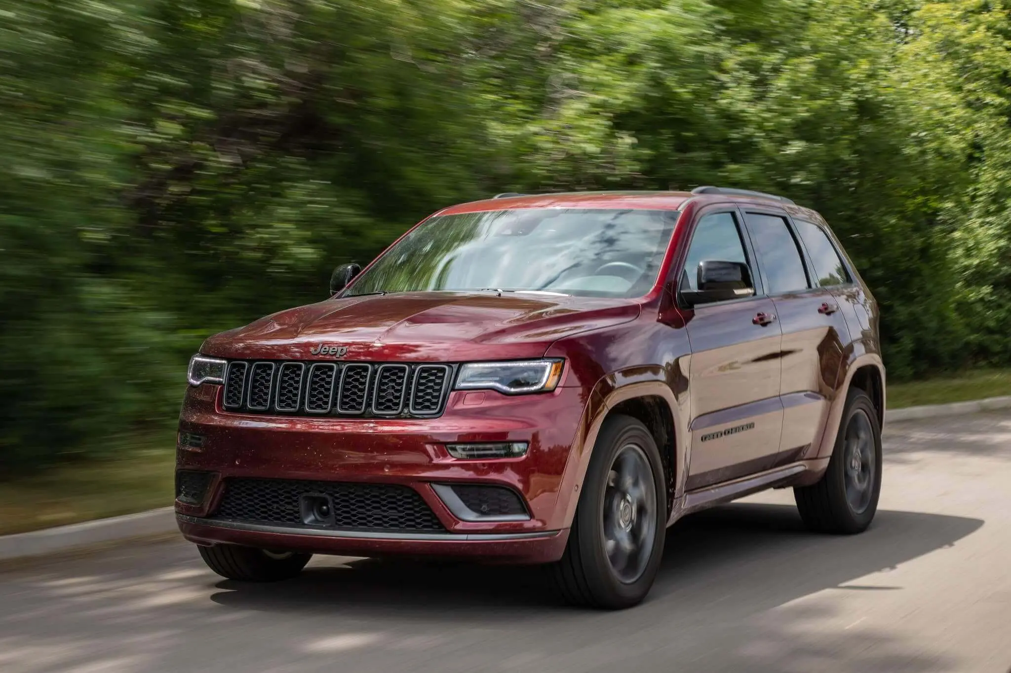 Compare Jeep Grand Cherokee car insurance prices | finder.com