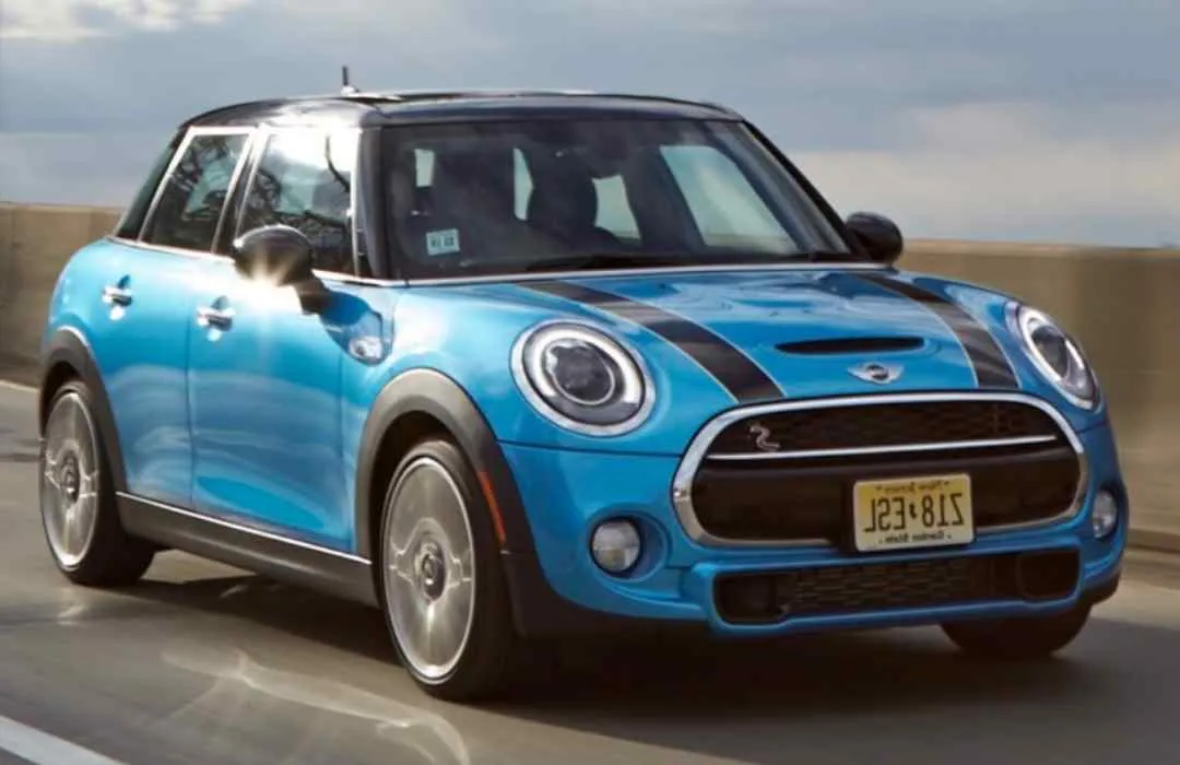 Mini Cooper 4-Door car insurance rates | finder.com