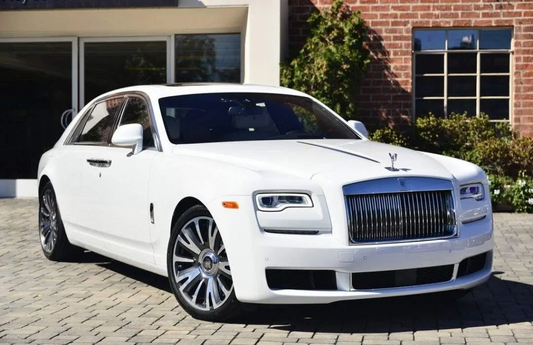 Rolls-Royce Ghost insurance rates - finder US
