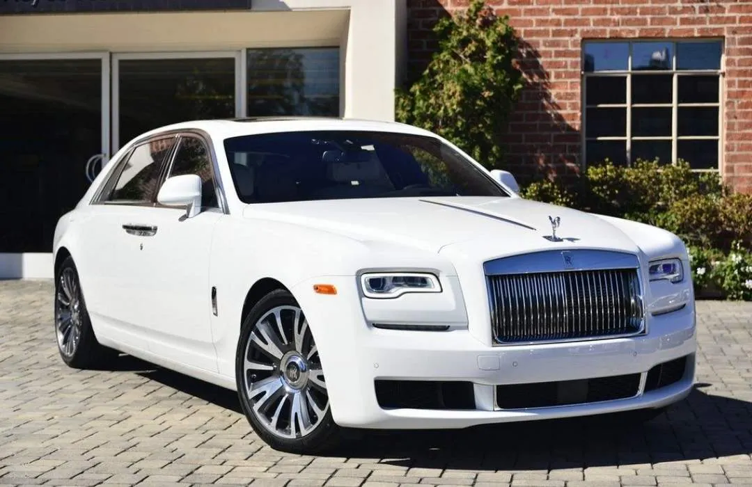 Сколько стоит rolls royce ghost