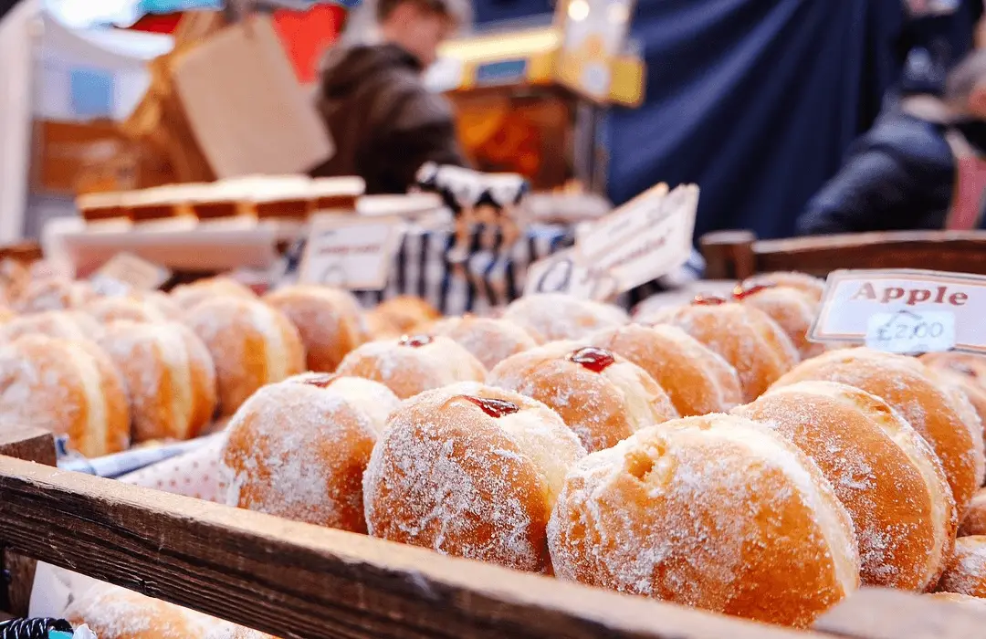 Image: Getty Images donuts in bakery