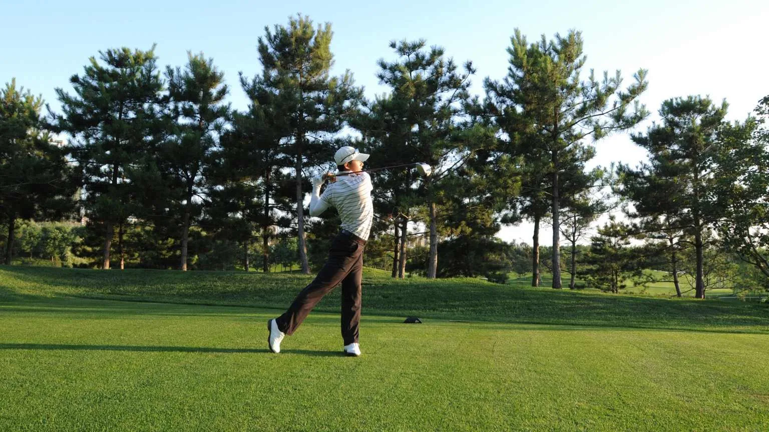 Image: Getty Images Professional Golf Player swinging his club