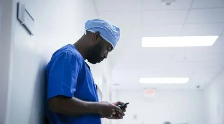 How Google and Apple are working together to track coronavirus through your phone