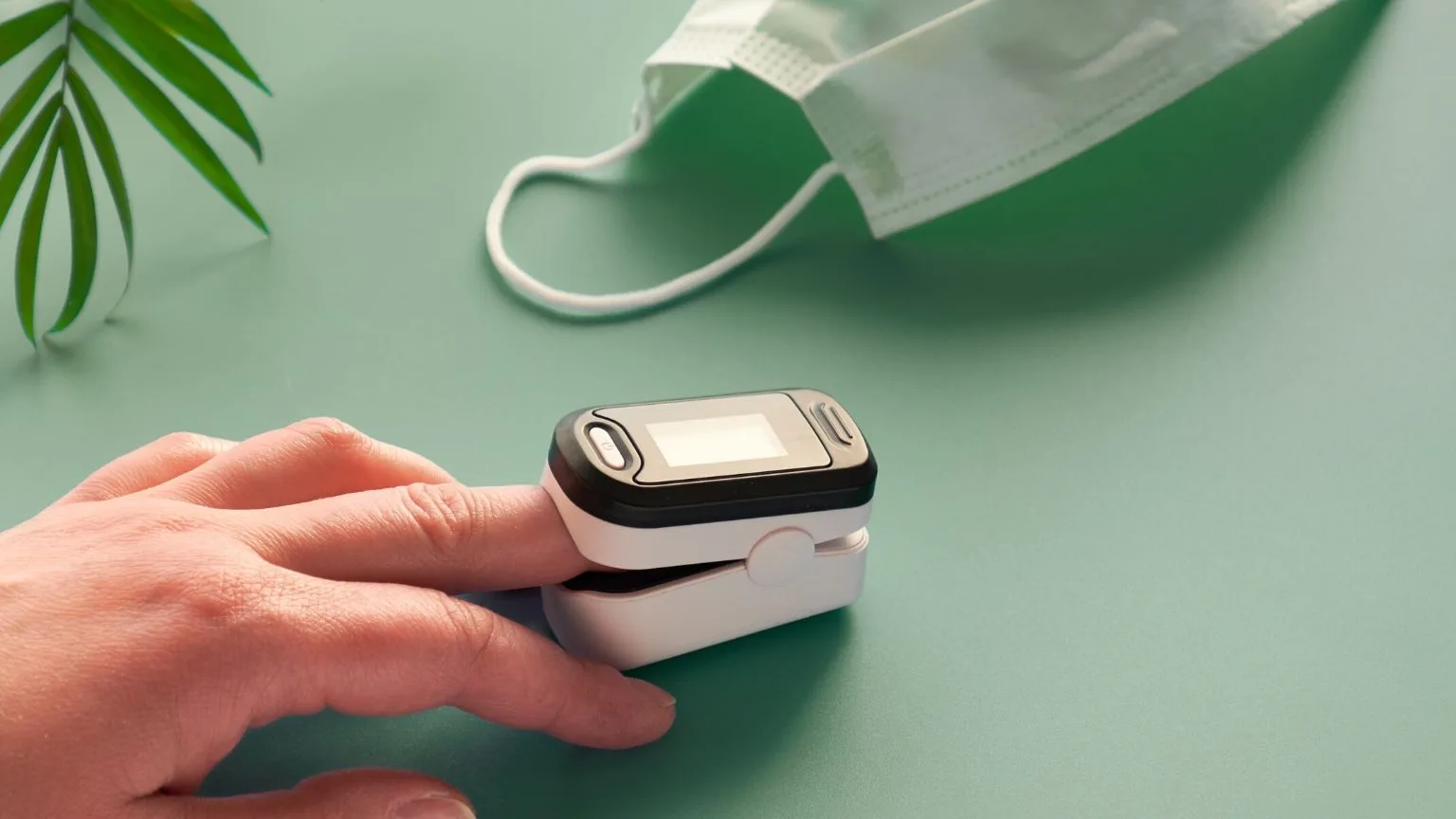 Canva Pulse oximeter and face mask