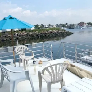 Charming Housebarge